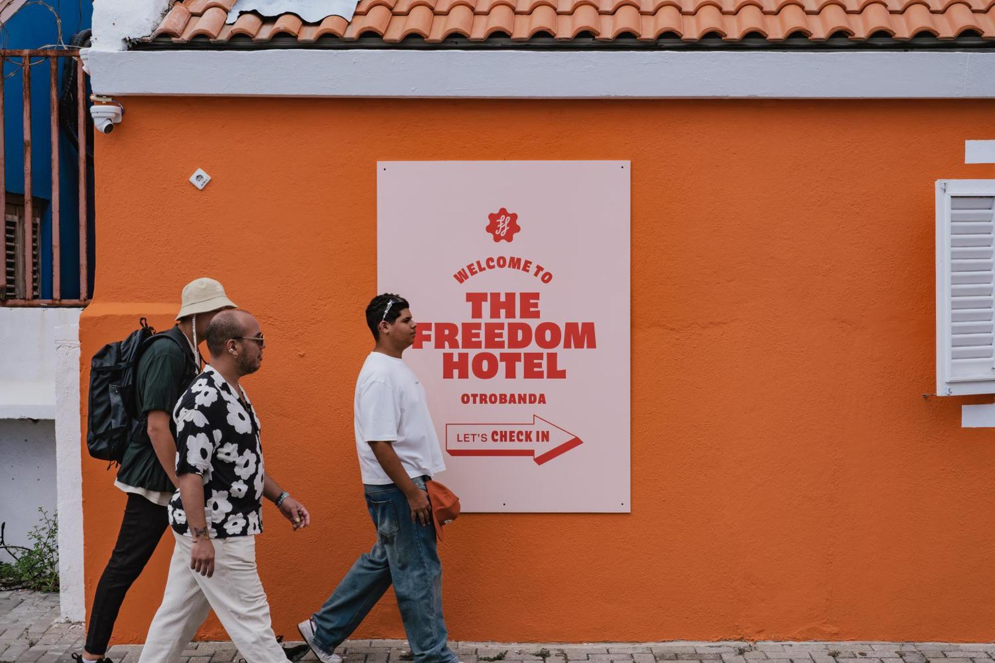 The Freedom Hotel ウィレムスタッド エクステリア 写真