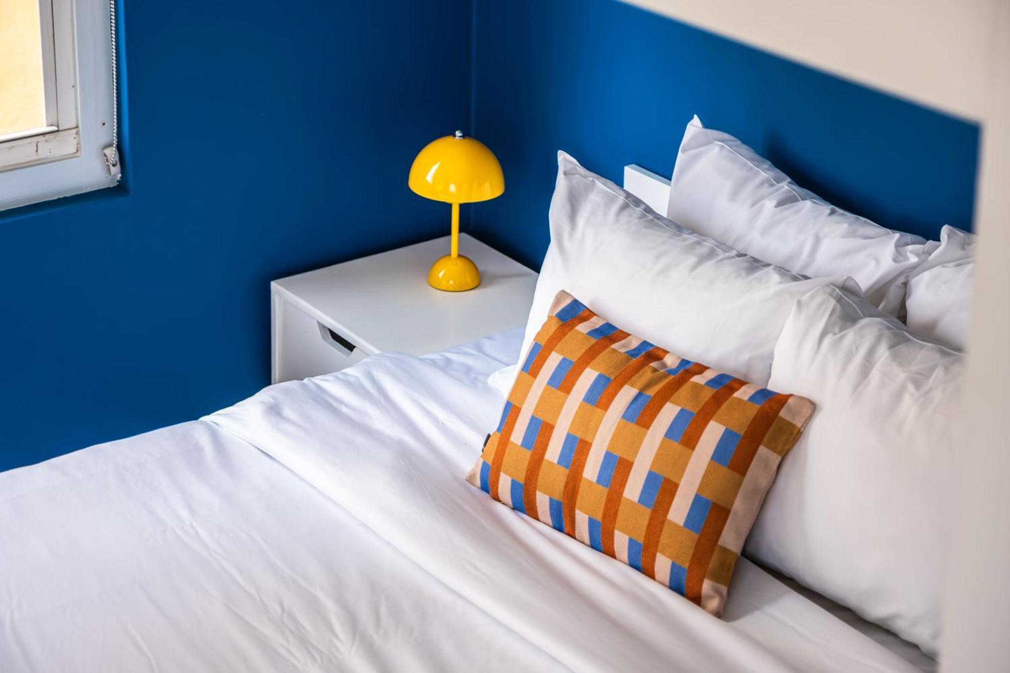 The Freedom Hotel ウィレムスタッド エクステリア 写真