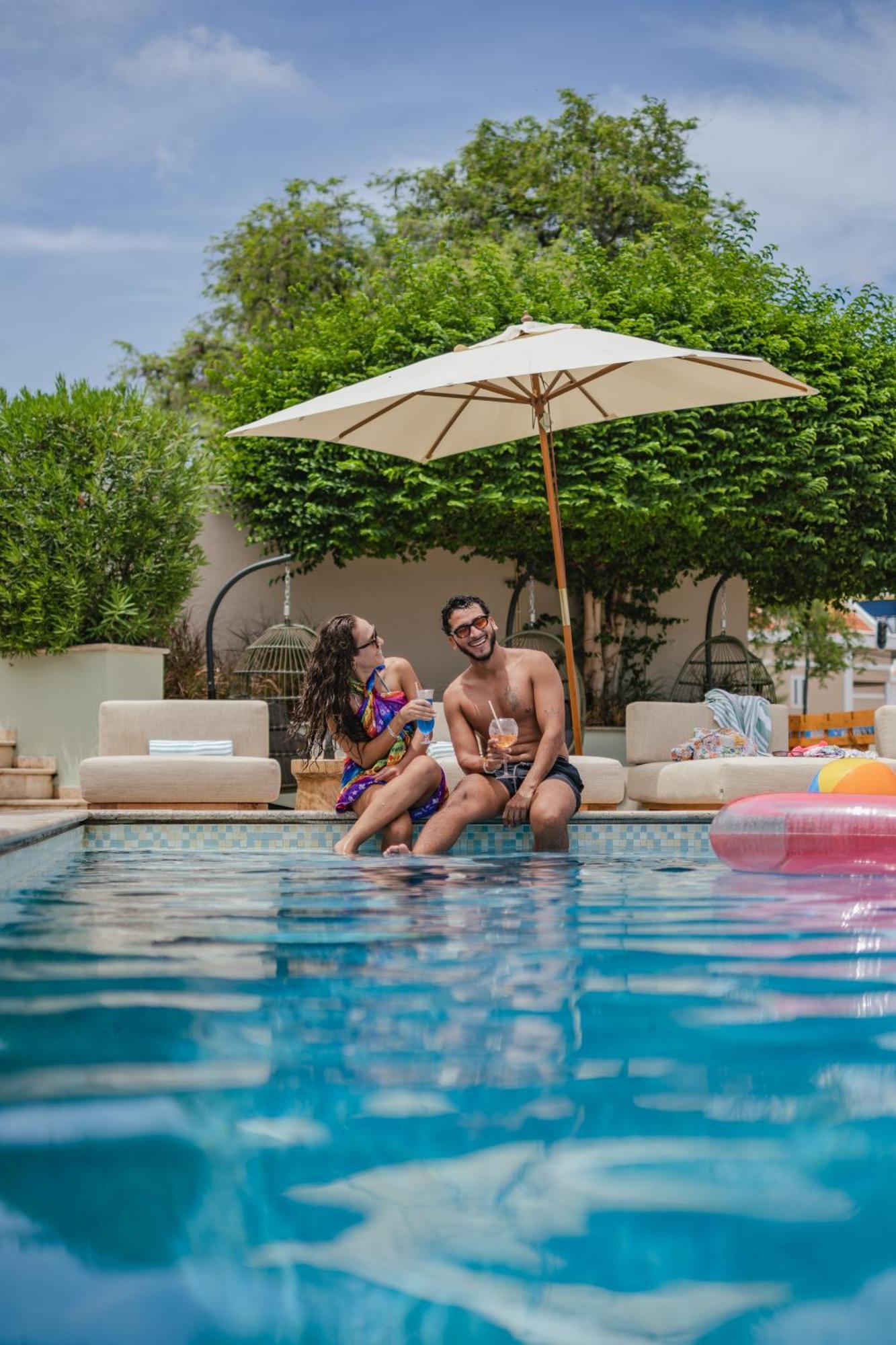 The Freedom Hotel ウィレムスタッド エクステリア 写真